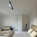 Villa Tragos Vlorë