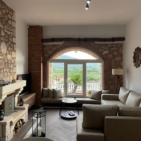 Tragos Villa Vlore