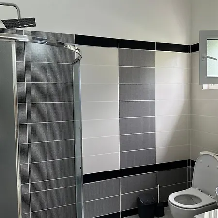 Tragos וילה Vlorë