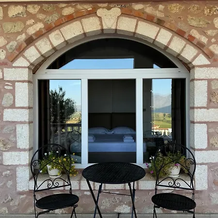 Tragos Villa